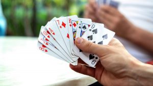 3 Grunner til at poker har blitt et av verdens mest populære kortspill